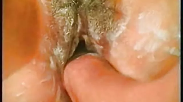 Khiêu dâm, không giấy đăng ký  Insatiable Babe ﻿tai phim sec vuốt ve cô ấy âm đạo với một dildo