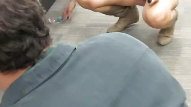 Khiêu dâm, không giấy đăng ký  Trẻ lesbian handcuffed cô ấy bạn gái và xé cô ấy off phim sec dh với một strapon