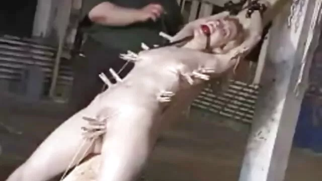 Khiêu dâm, không giấy đăng ký  Người đẹp trong hai xem sec ko che cổ họng làm hài lòng một nga con trai
